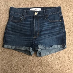 Hollister - High Wasted Denim Shorts